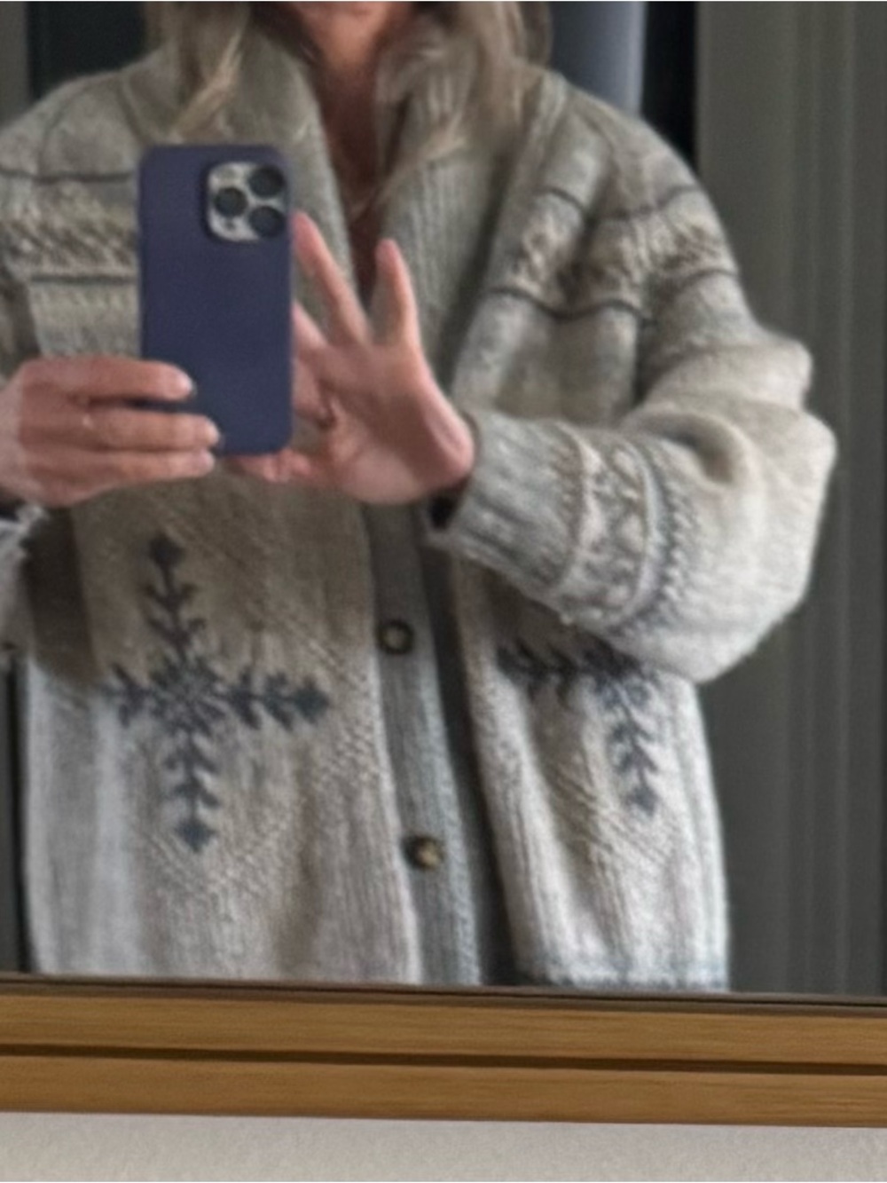 Eddie Bauer Vintage Beige and Gray Nordic Pattern Women's Cardigan - Picture 5 of 6